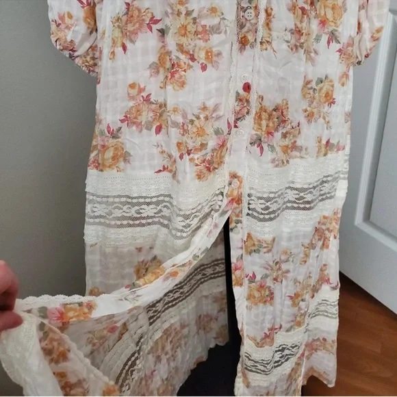 Lace and Floral Print Button Front Maxi - Picture 12 of 14